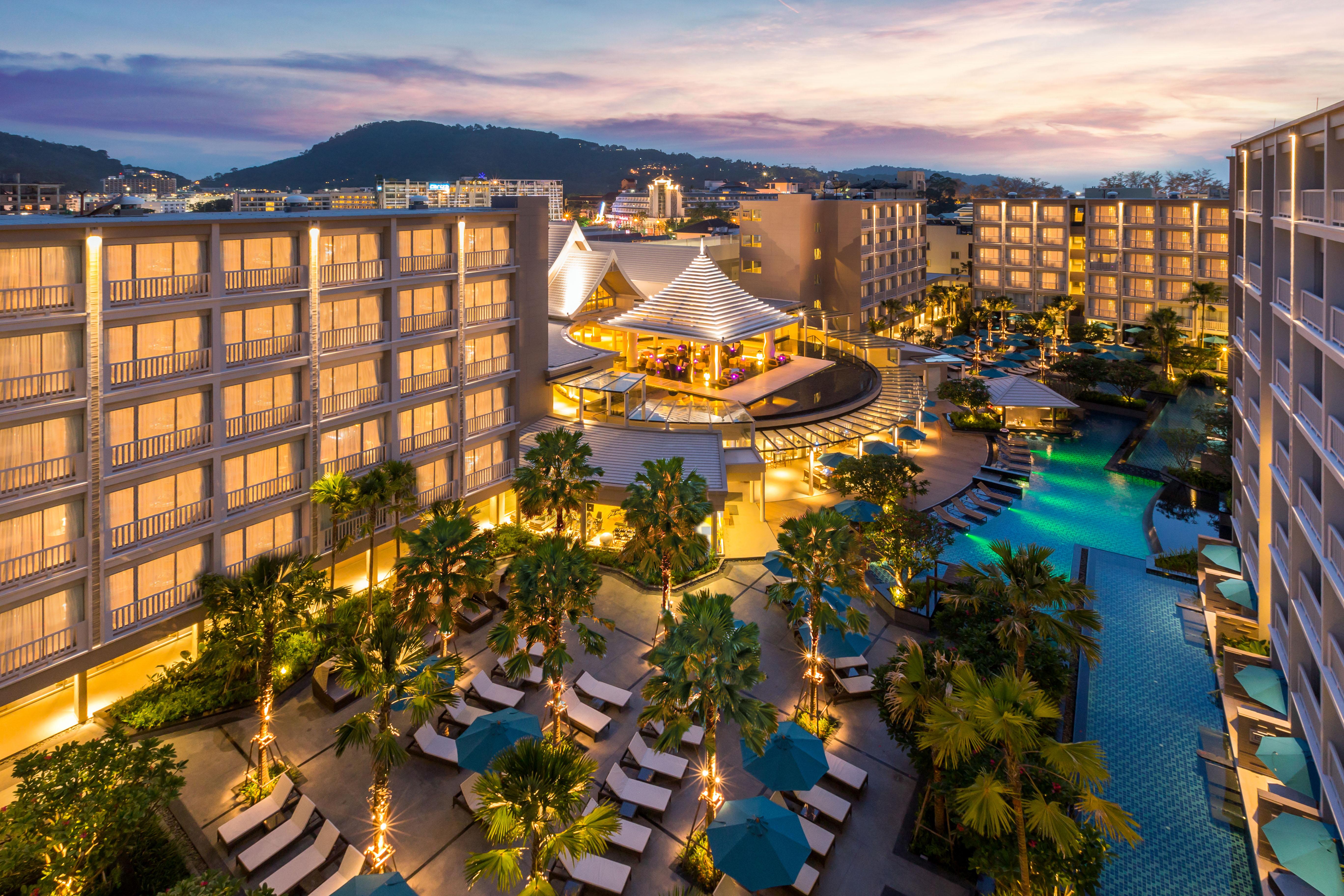 Grand Mercure Phuket Khách sạn
