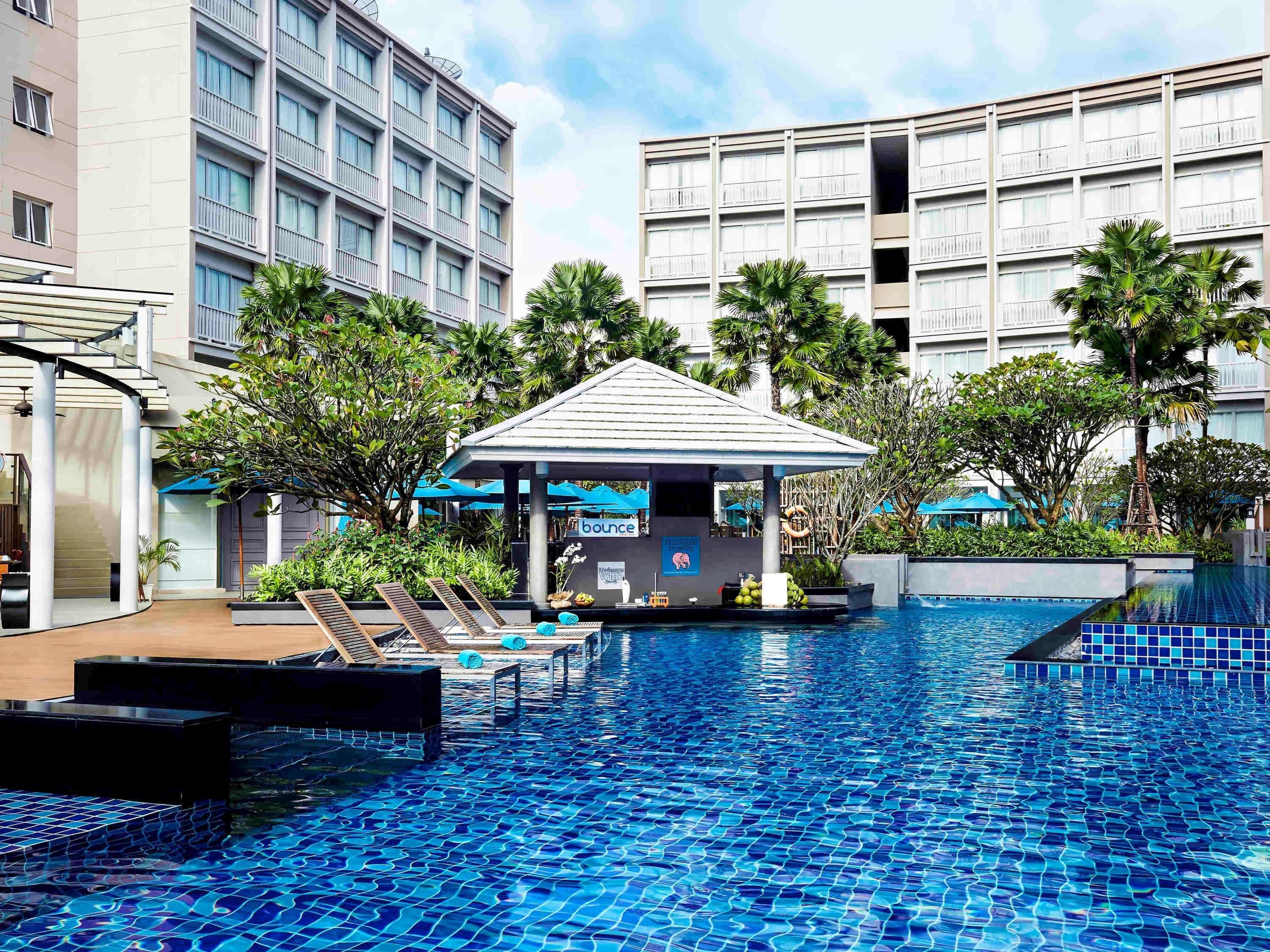 Khách sạn Grand Mercure Phuket 5*
